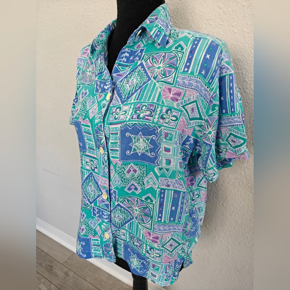 Wet Seal Multicolor Geometric Shirt